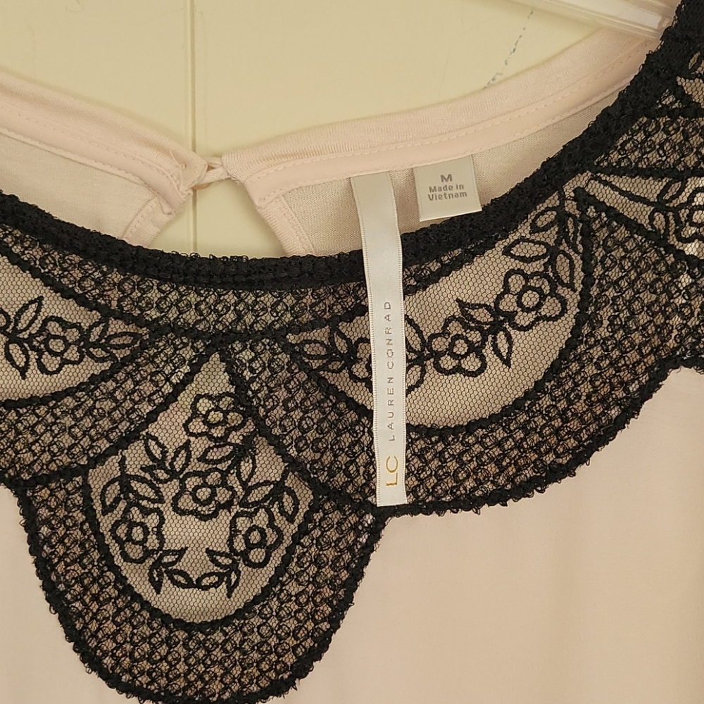 Cream blouse - Picture 2 of 3